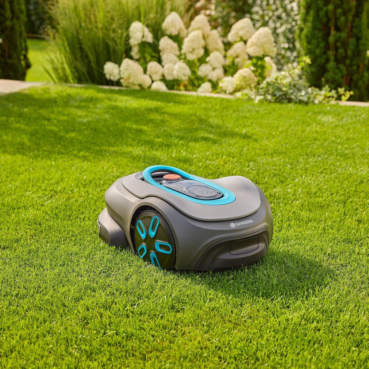 Smart SILENO Max 800 M² Robotic Lawnmower, for Lawns up to 800 M², LONA Intelligence, Trim-To-Edge, Duoconnect, Quiet Operation, Intelligent Mower with App Control, UK Plug (19901-28)