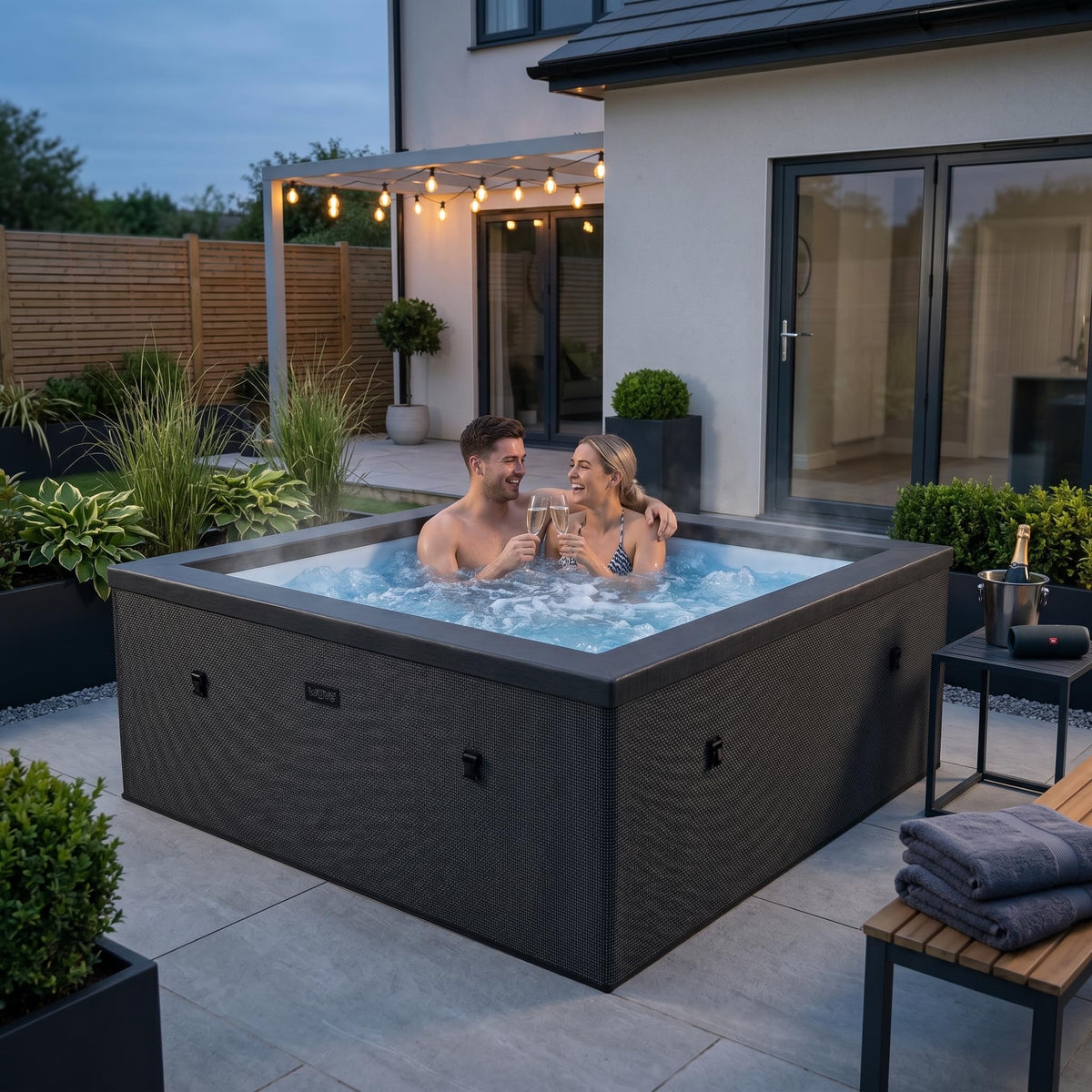Wave Garda 4 Person Eco Foam Hot Tub | Portable Outdoor Spa with Integrated Heater, 40°C Rapid Heating & WiFi App Control | 70 BubbleJet Massage, FrostFree | Charcoal Black | EnergySave Bundle