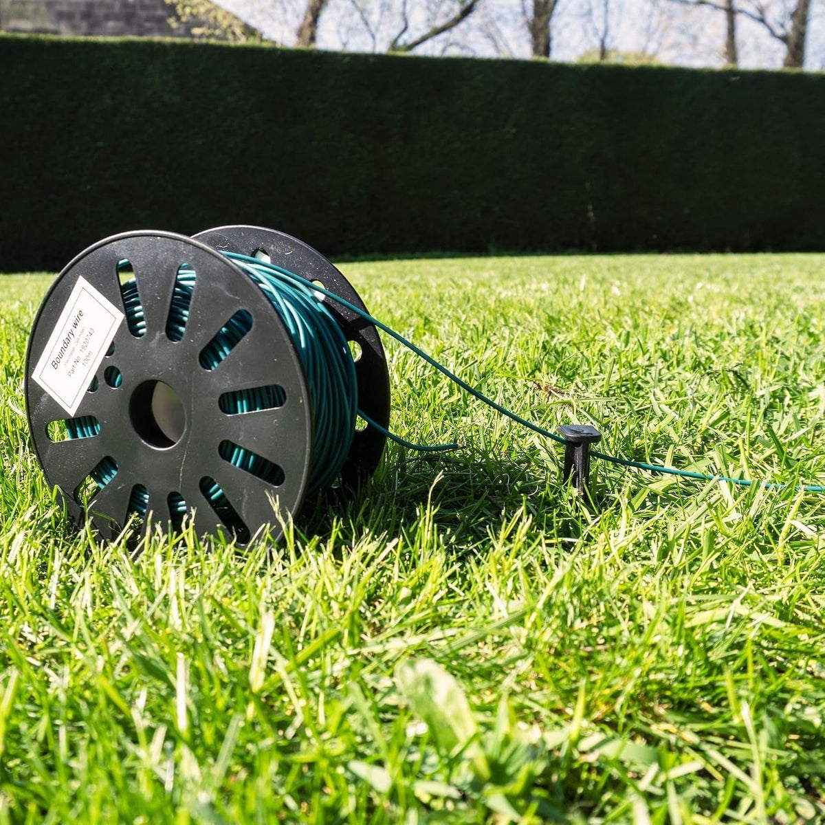 MB800 Robotic Lawn Mower – Automatic Garden Robot, 20V Removable Lithium Battery, Bluetooth App Control, Adjustable 20–60Mm Cutting Height, Ideal for Medium Lawns up to 800M²